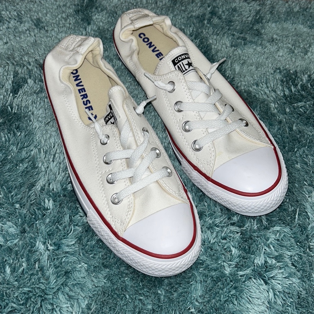 BRAND NEW Converse White